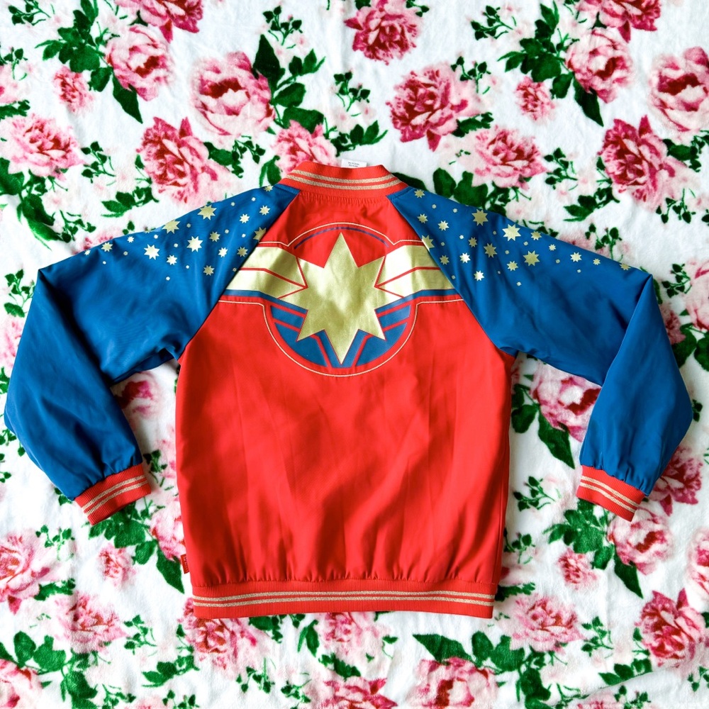 rare shop disney MARVEL captain marvel jacket youth 11/12 fits adult xs/s